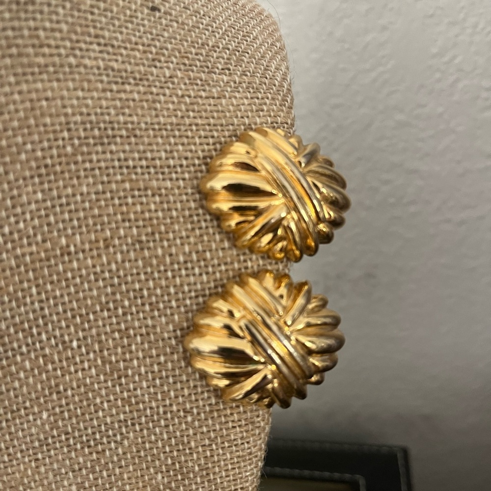 Paolo Gucci gold plated clip on earrings